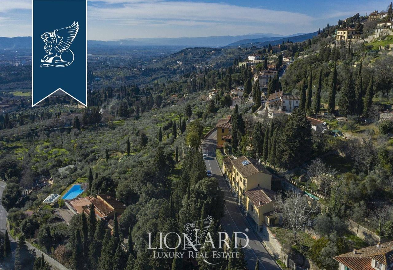Вилла во Флоренции, Италия, 726 м² - фото 4