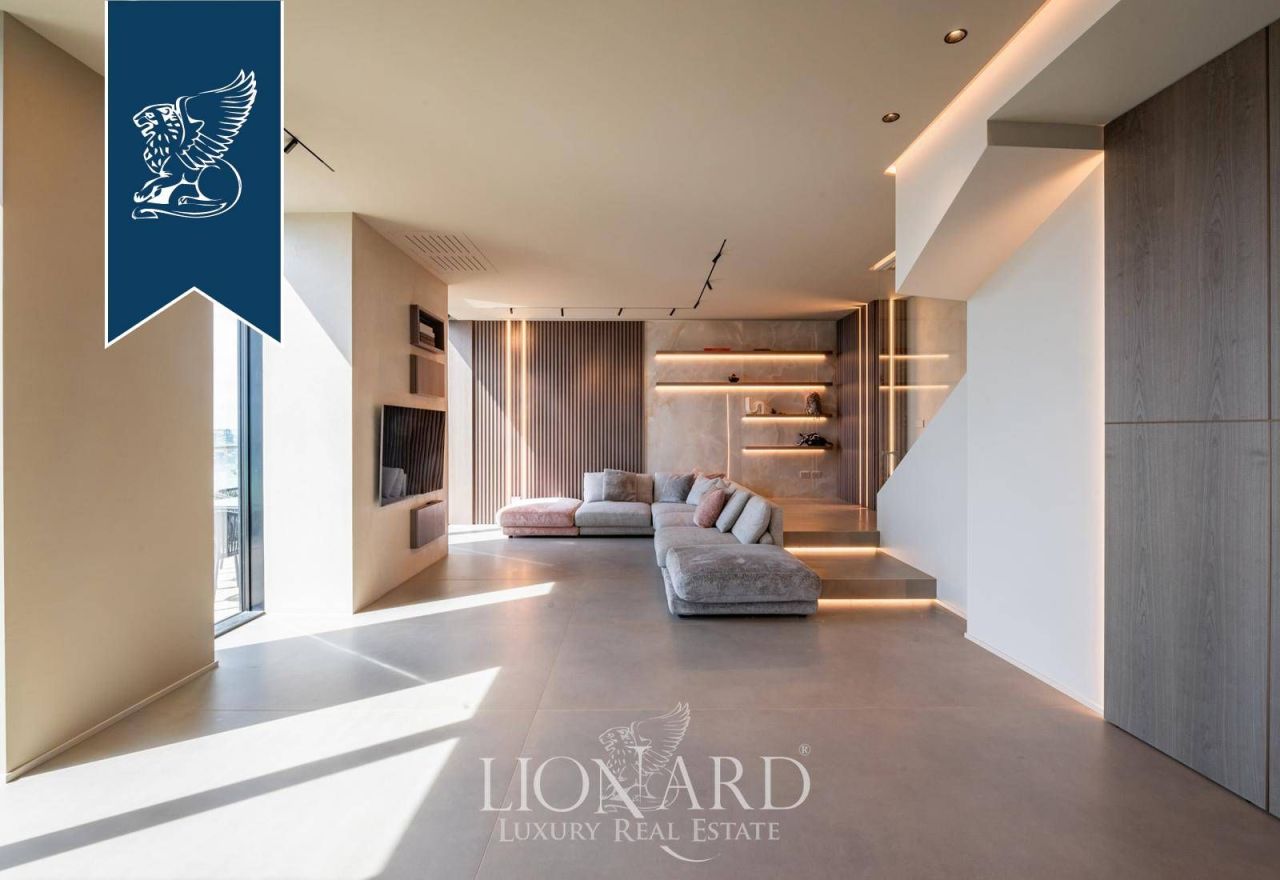 Апартаменты в Милане, Италия, 316 м² - фото 4