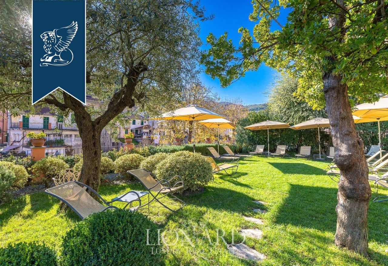 Отель, гостиница в Империи, Италия, 1 000 м² - фото 4