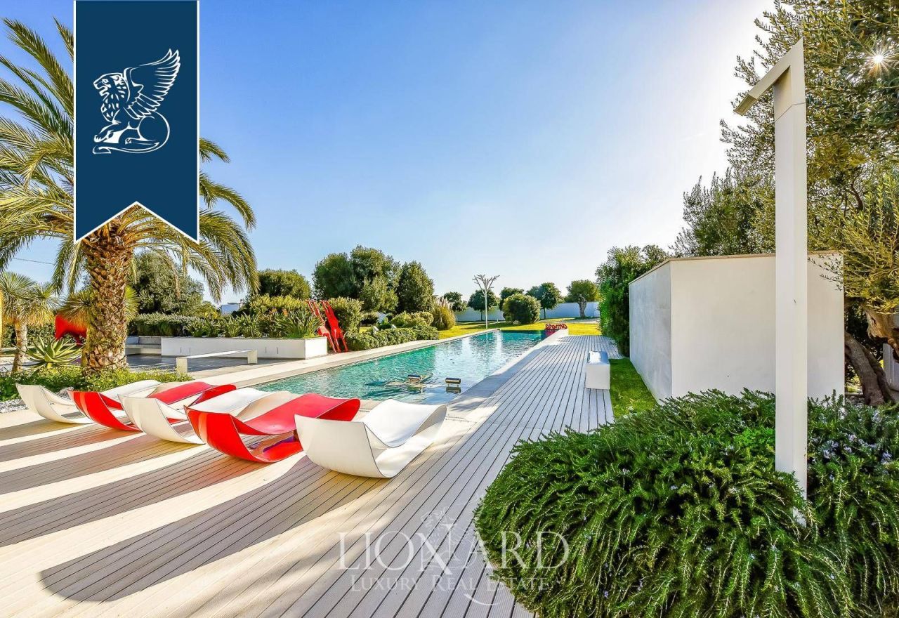 Вилла в Монополи, Италия, 500 м² - фото 4