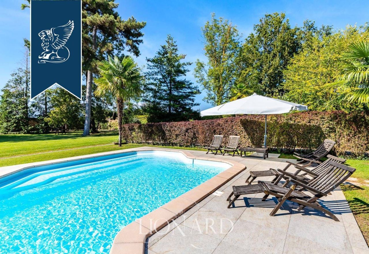 Вилла в Турине, Италия, 1 157 м² - фото 4