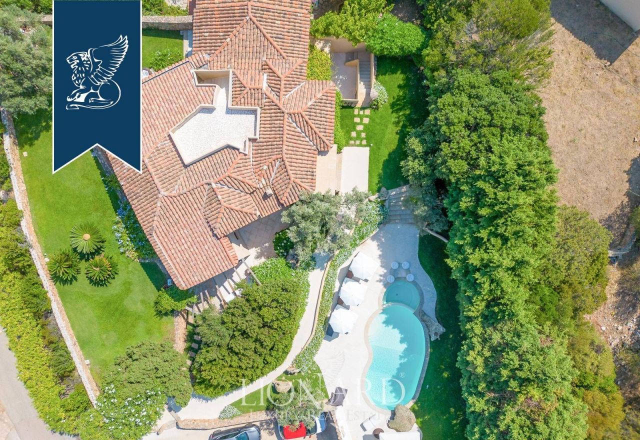 Вилла в Порто Черво, Италия, 298 м² - фото 4