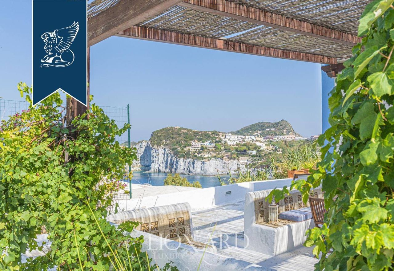 Вилла в Латина, Италия, 233 м² - фото 4