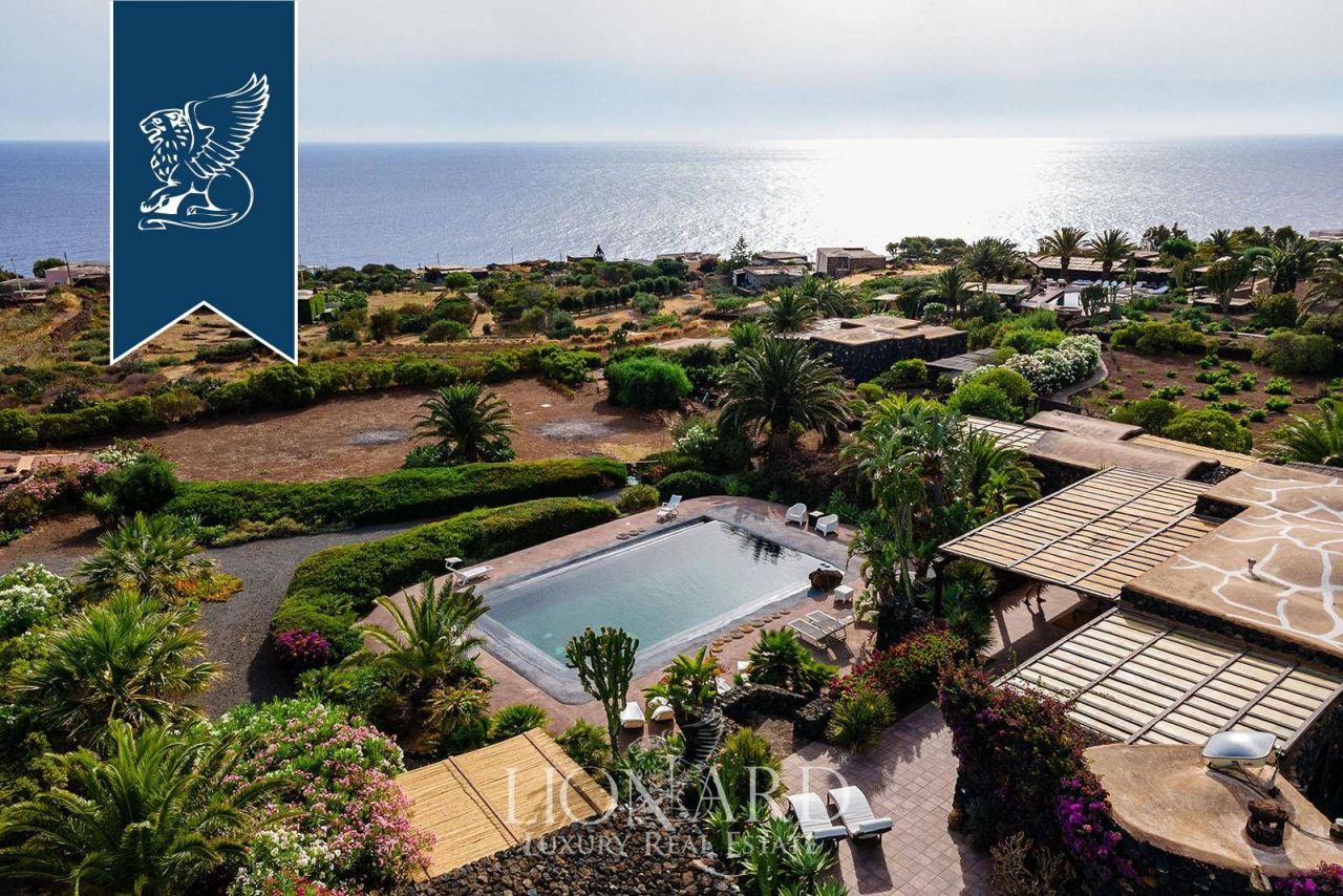 Вилла на о-ве Пантеллерия, Италия, 200 м² - фото 4