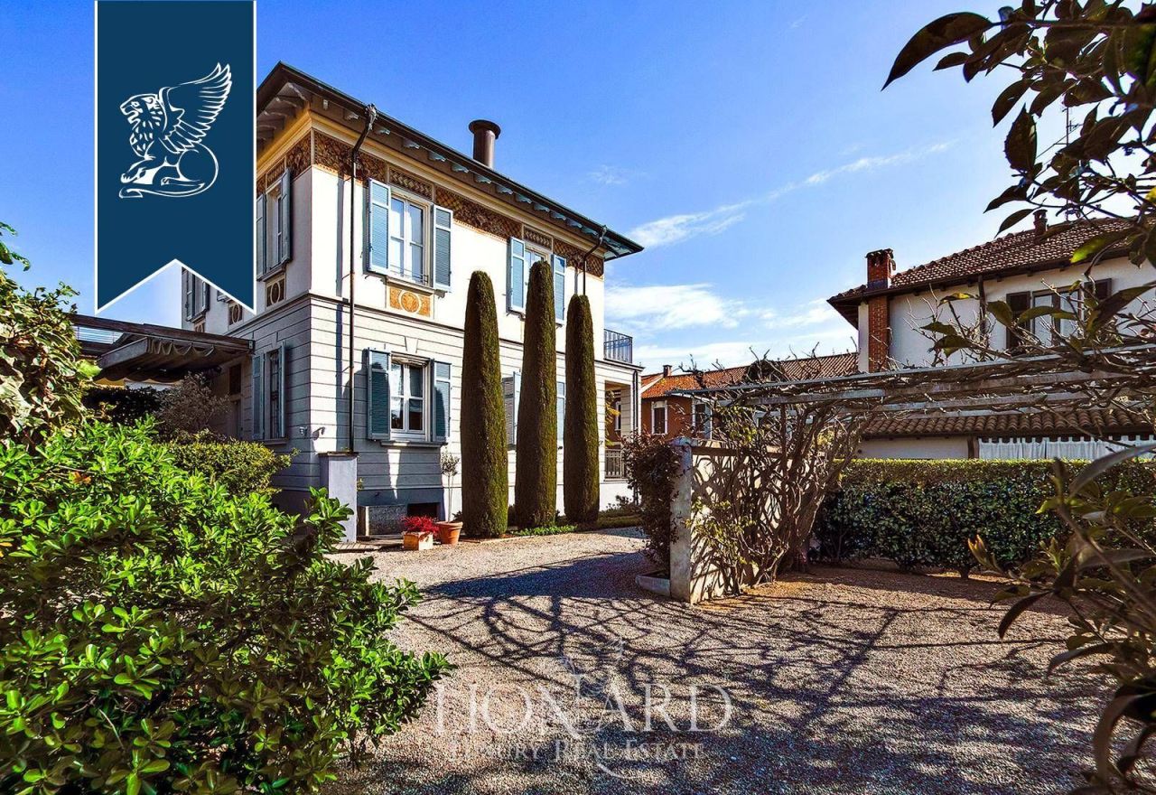 Вилла в Милане, Италия, 300 м² - фото 4