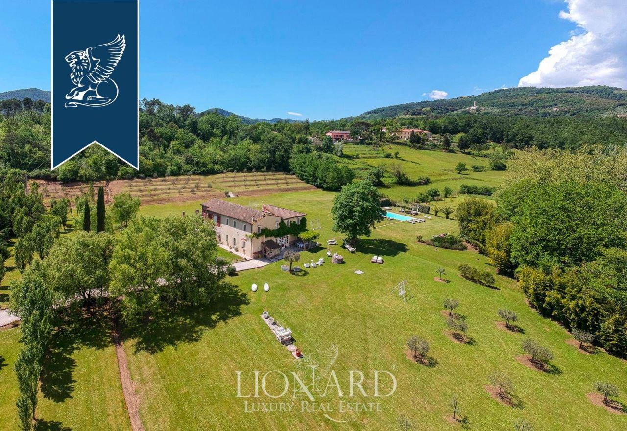 Ферма в Лукке, Италия, 450 м² - фото 4