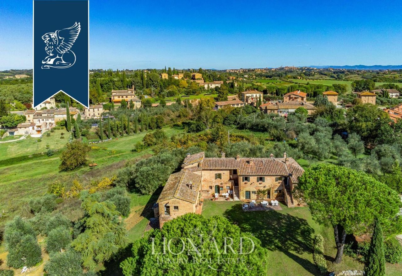 Ферма в Сиене, Италия, 650 м² - фото 4