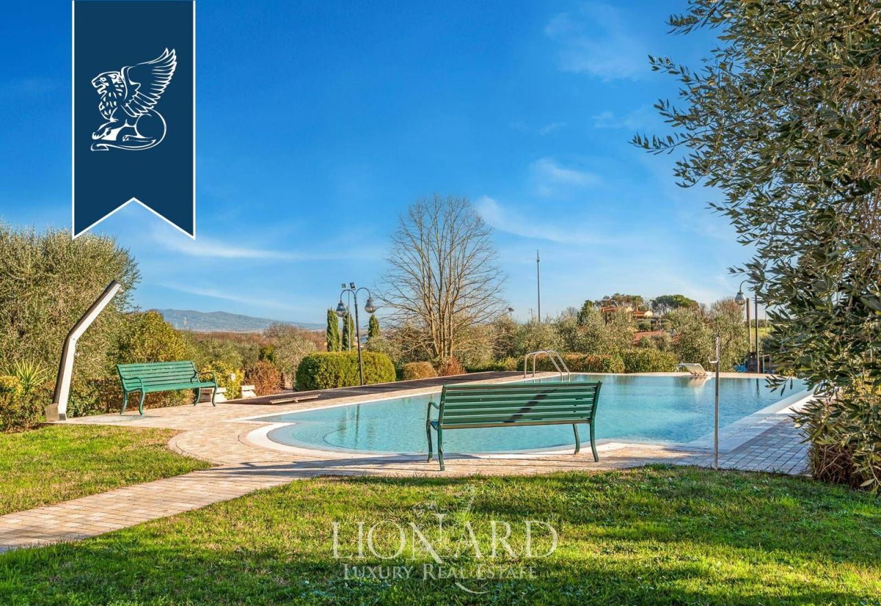 Вилла в Лукке, Италия, 1 680 м² - фото 4