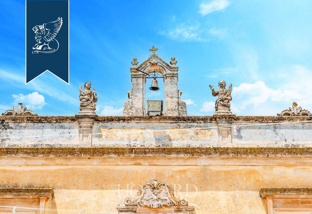 Вилла в Таранто, Италия, 3 850 м² - фото 4