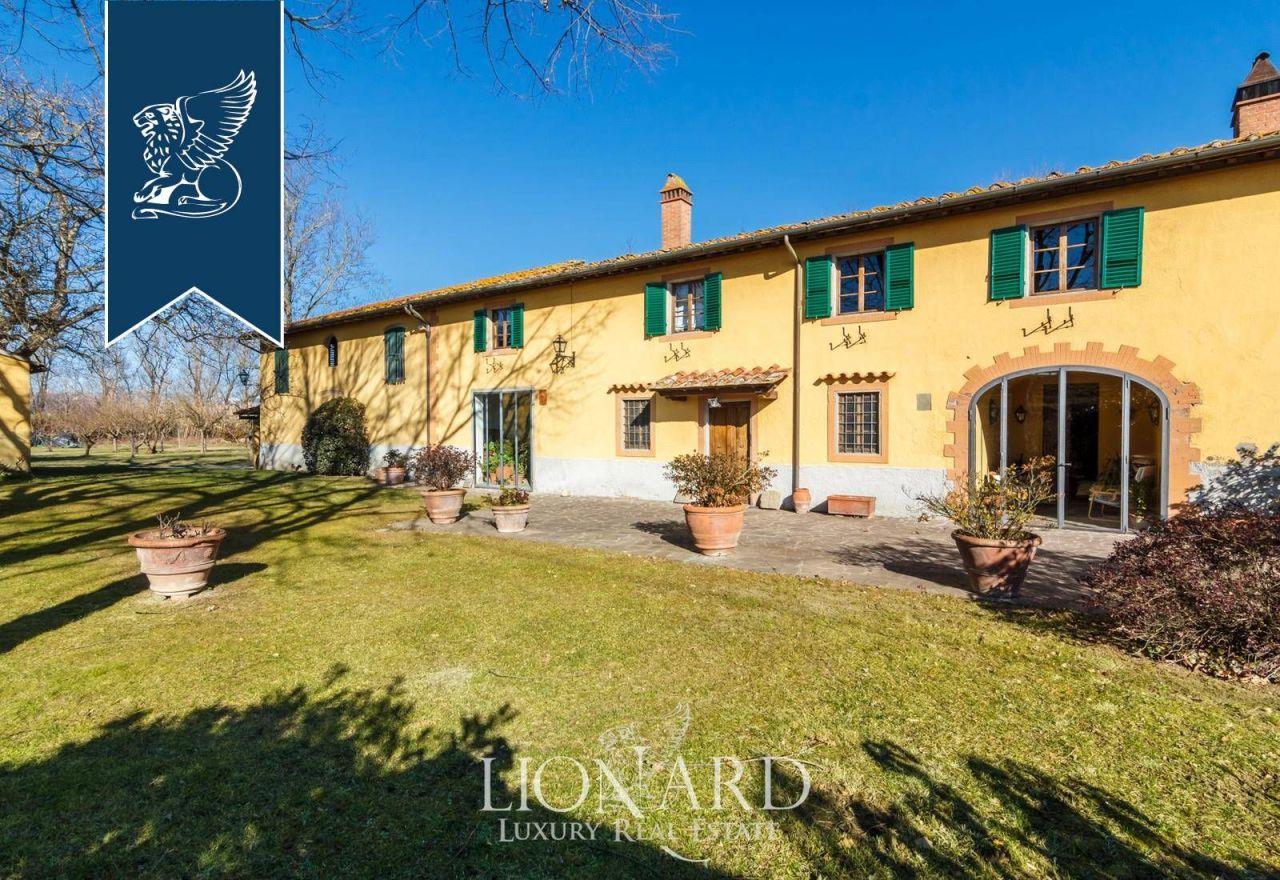 Ферма в Прато, Италия, 250 м² - фото 3