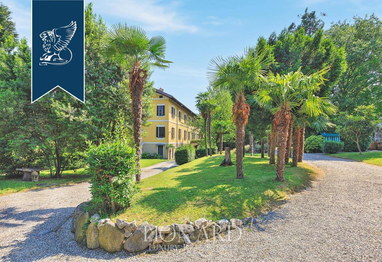 Вилла в Комо, Италия, 5 000 м² - фото 3