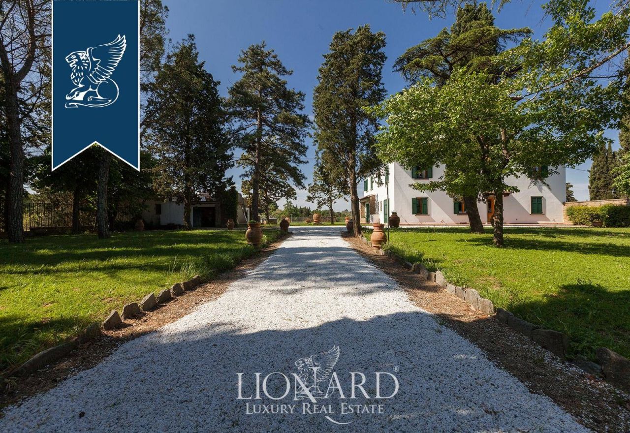 Вилла во Флоренции, Италия, 1 350 м² - фото 3