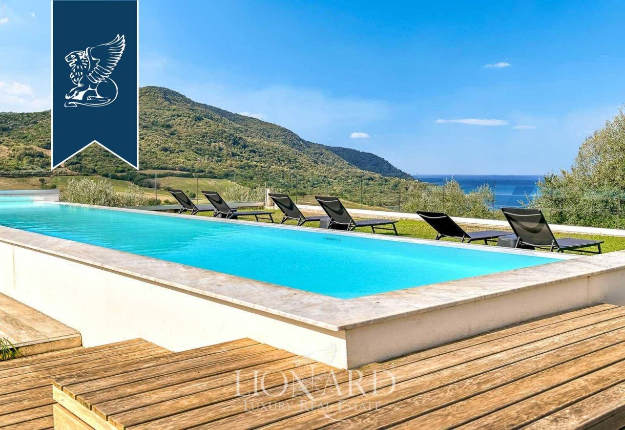 Отель, гостиница в Салерно, Италия, 750 м² - фото 3