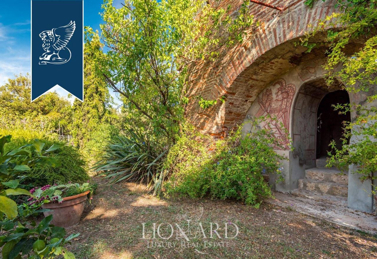 Замок в Камайоре, Италия, 500 м² - фото 3