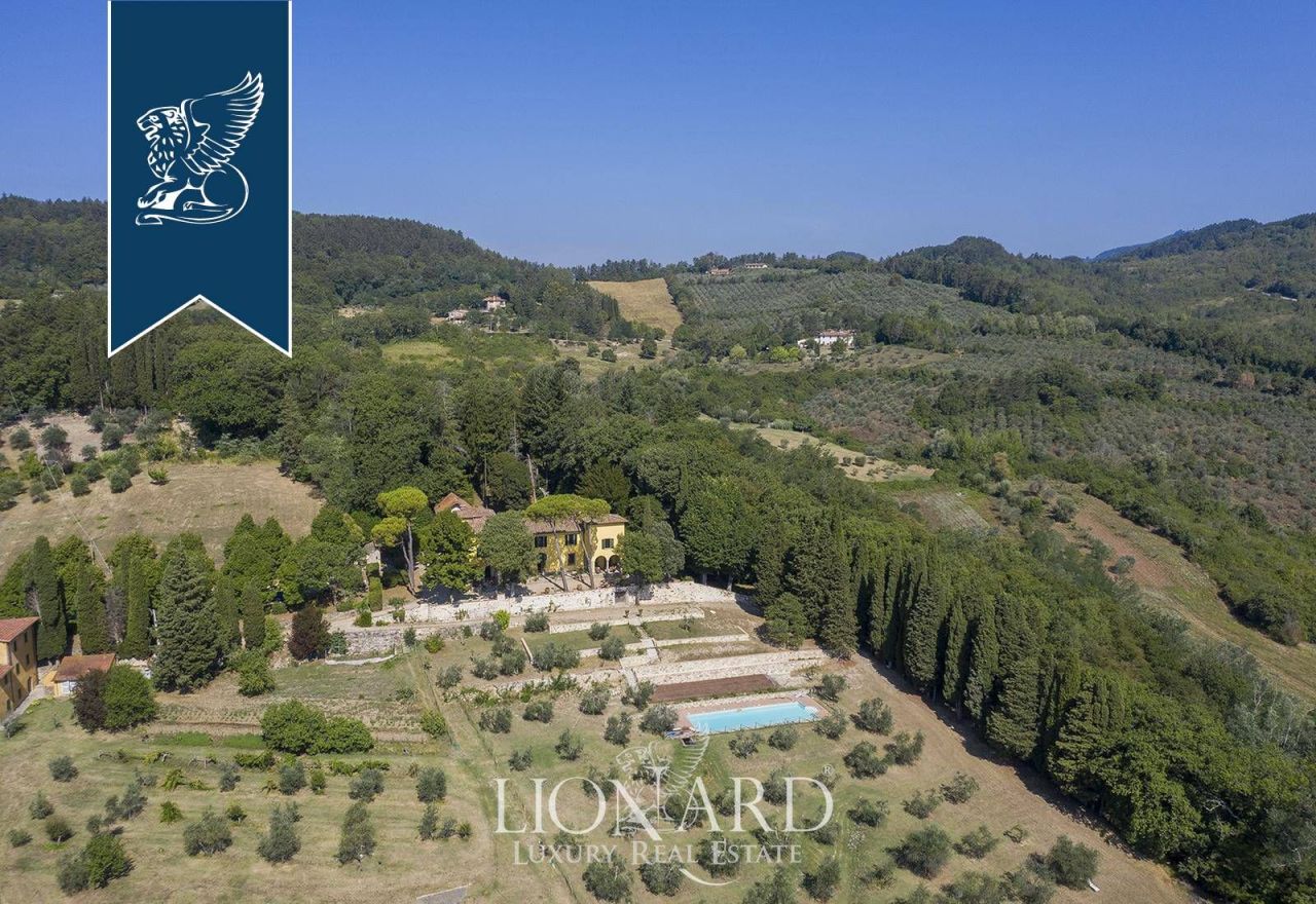 Вилла во Флоренции, Италия, 3 588 м² - фото 3