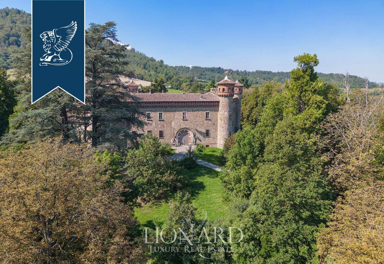 Замок в Пьяченце, Италия, 8 000 м² - фото 3