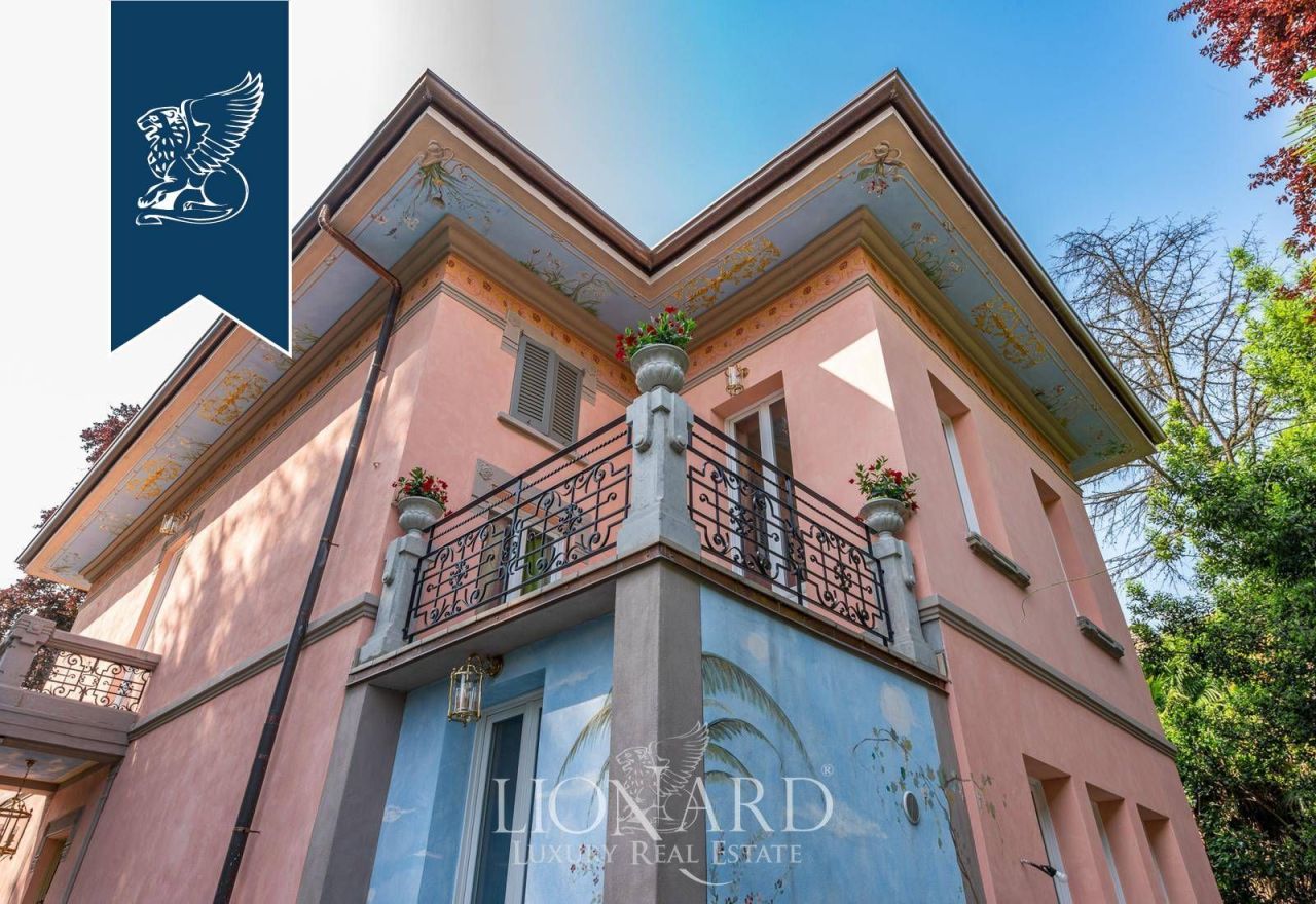 Вилла в Комо, Италия, 500 м² - фото 3