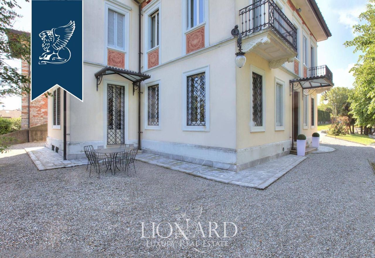 Вилла в Варесе, Италия, 550 м² - фото 3