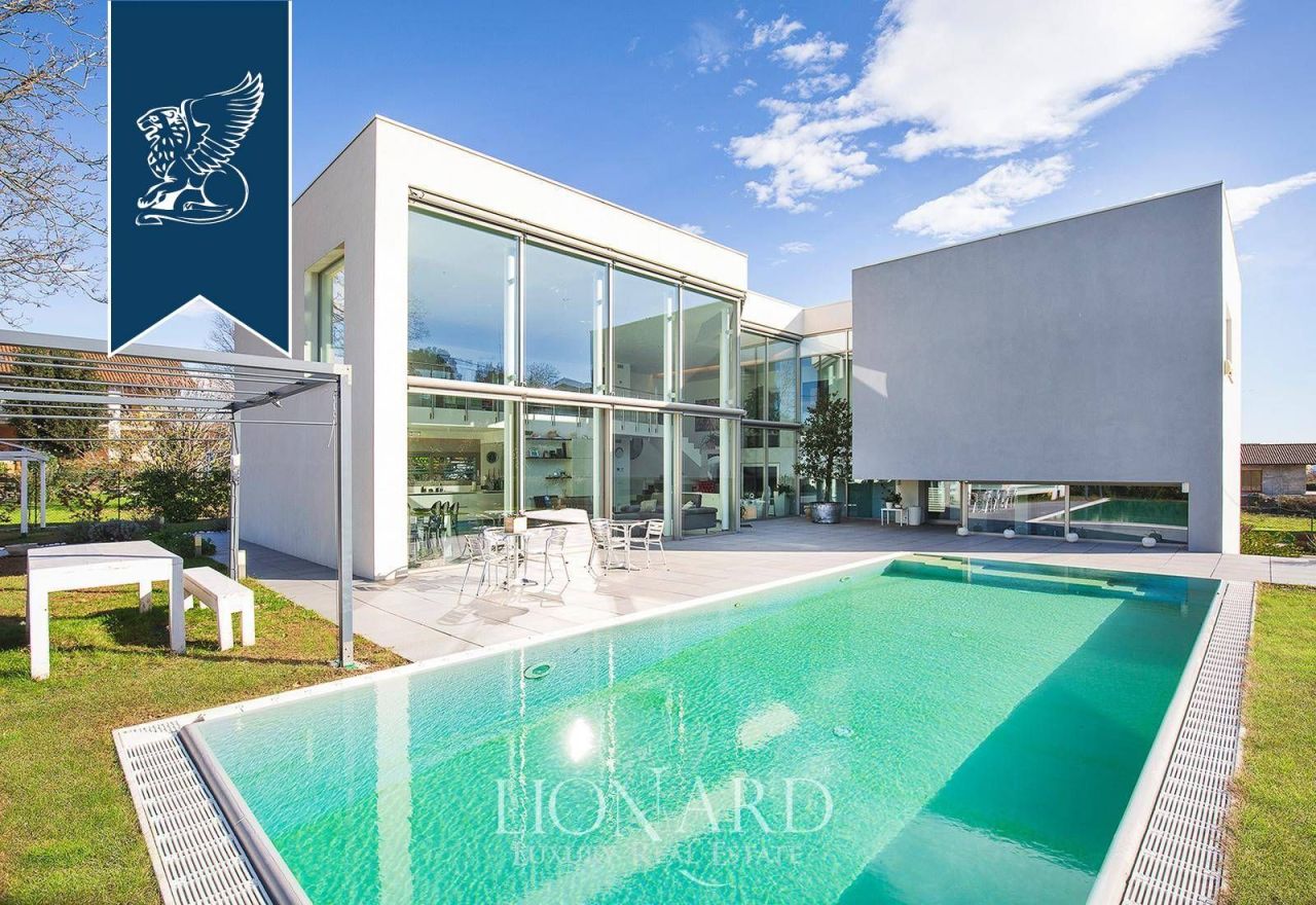 Вилла в Безоццо, Италия, 500 м² - фото 3