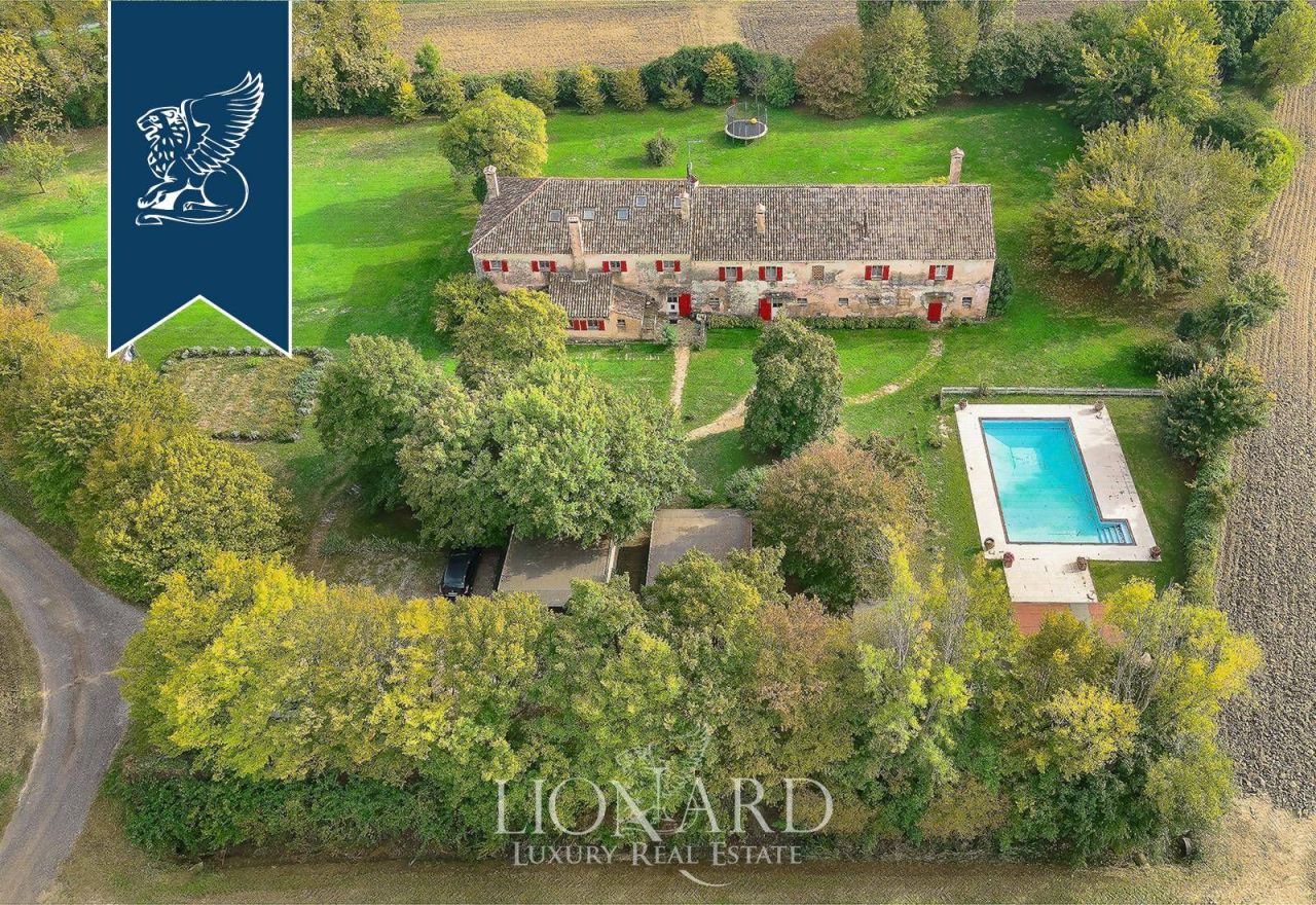 Ферма в Тревизо, Италия, 900 м² - фото 3