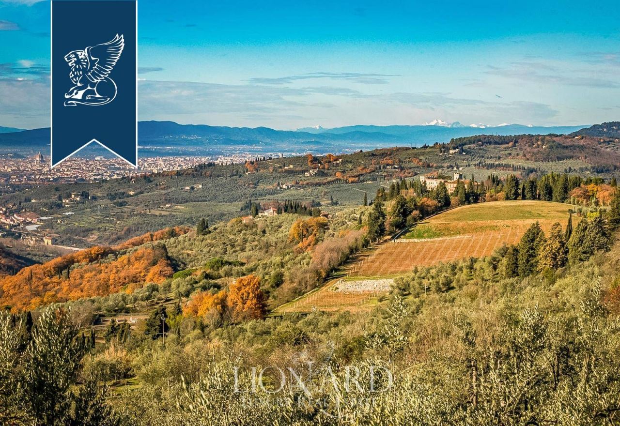 Ферма во Флоренции, Италия, 2 400 м² - фото 3