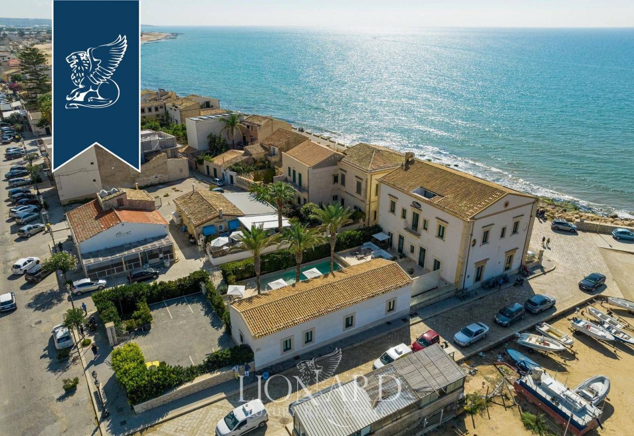 Отель, гостиница в Рагузе, Италия, 2 000 м² - фото 3