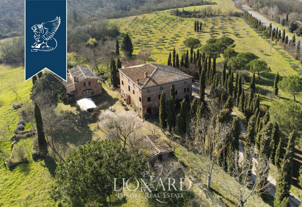 Ферма в Синалунге, Италия, 800 м² - фото 3