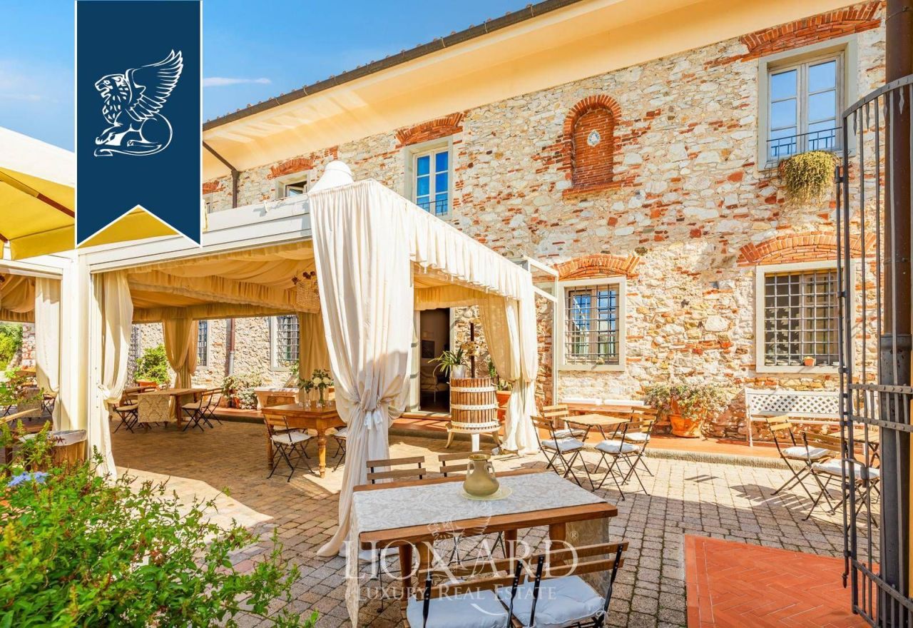 Ферма в Пистое, Италия, 800 м² - фото 3