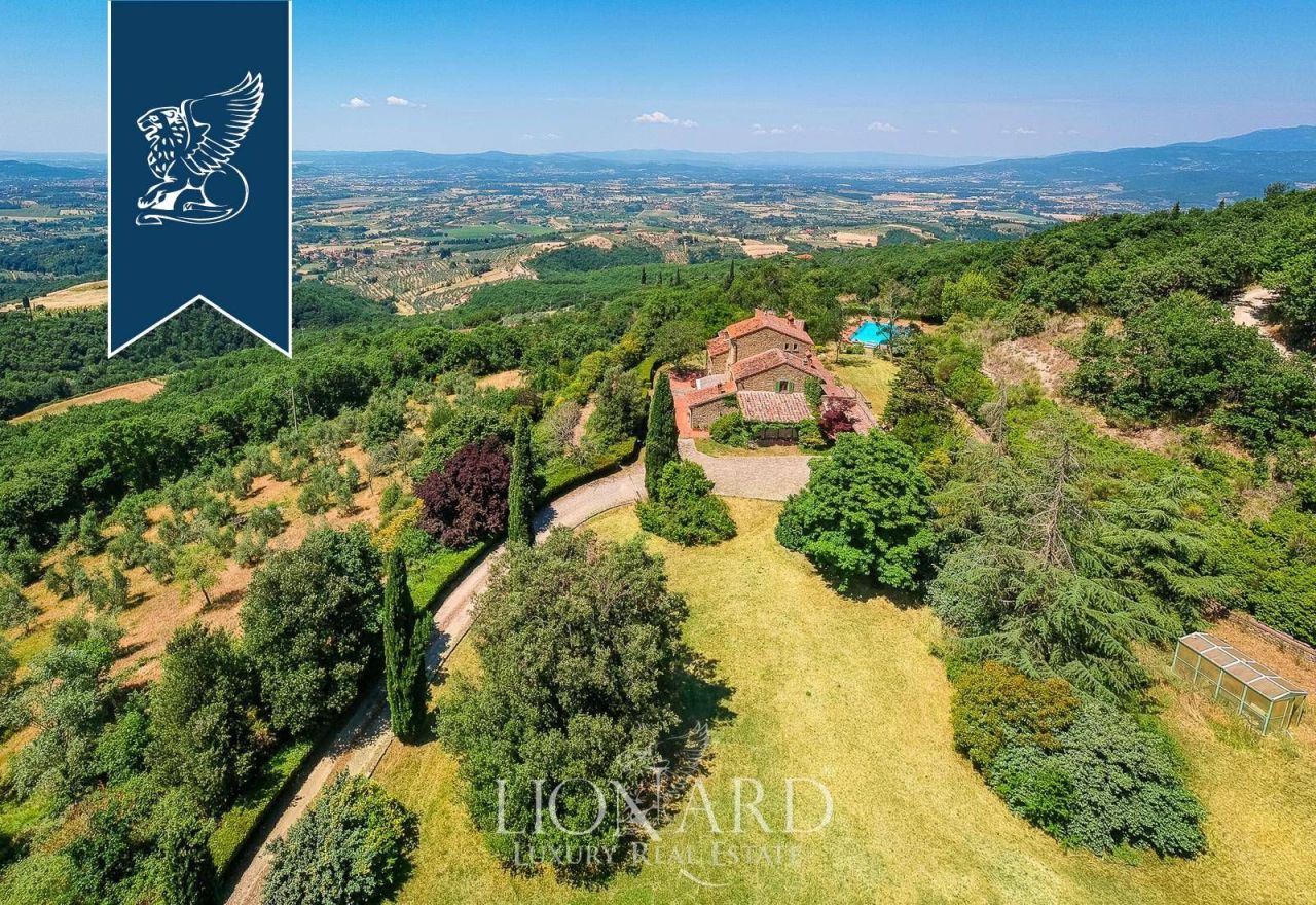 Вилла в Ареццо, Италия, 530 м² - фото 3