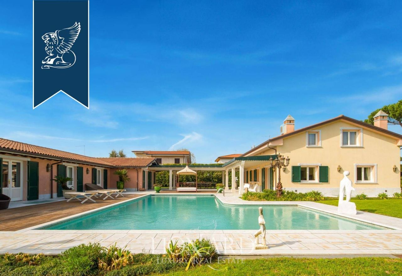 Вилла в Пьетрасанте, Италия, 550 м² - фото 3