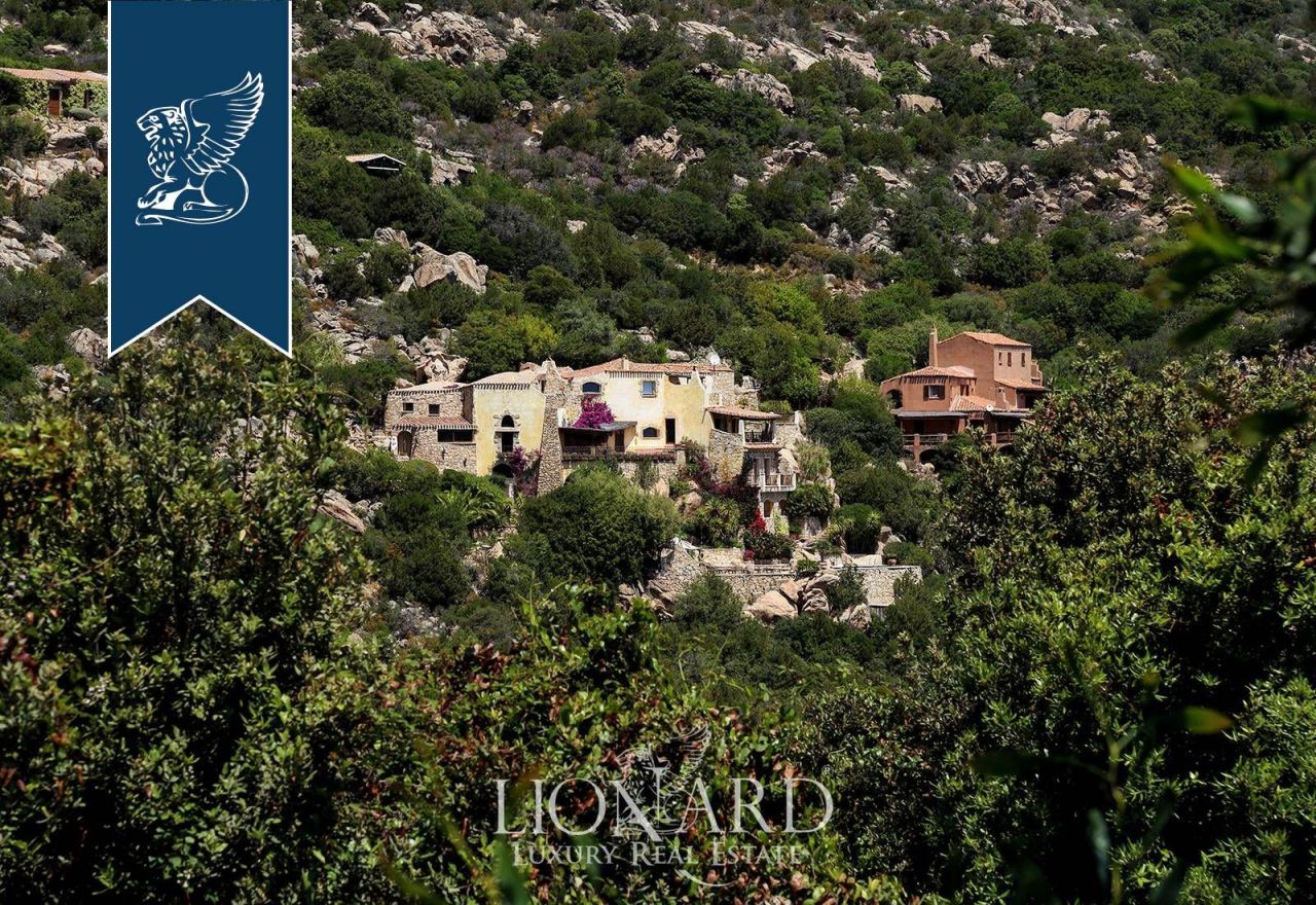 Вилла в Порто Черво, Италия, 340 м² - фото 3