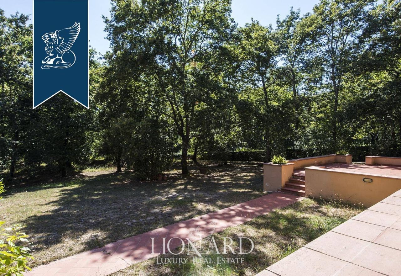 Вилла в Лукке, Италия, 500 м² - фото 3