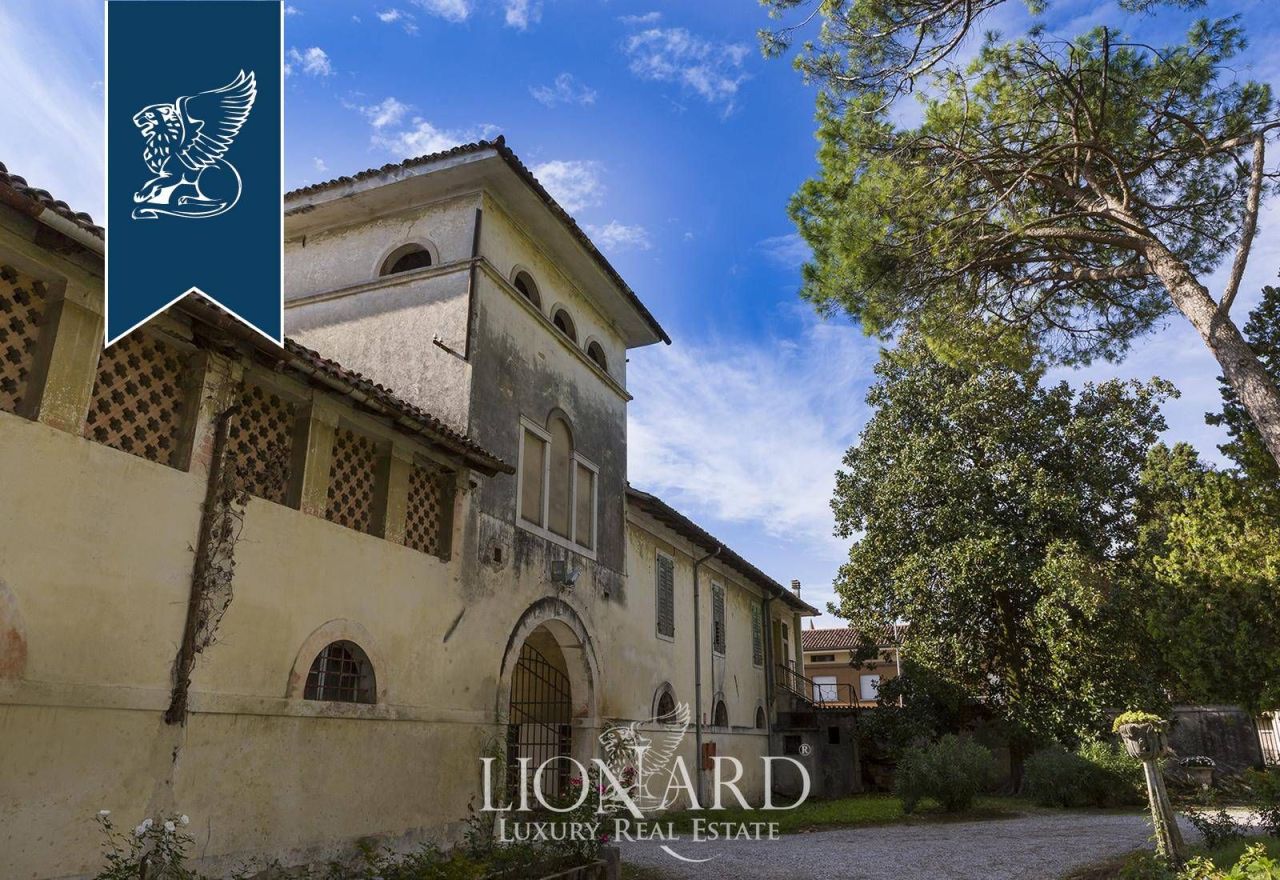 Вилла в Удине, Италия, 6 000 м² - фото 3