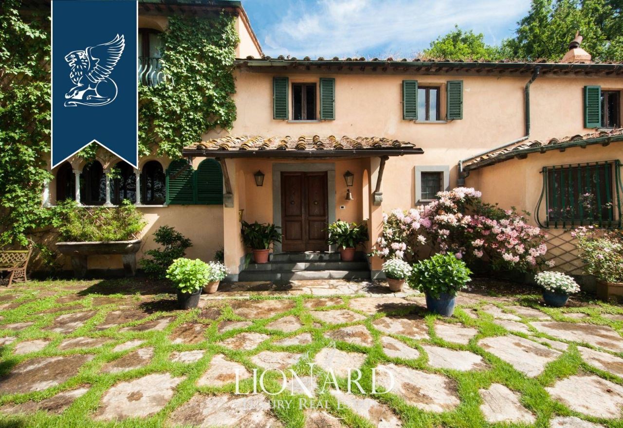 Вилла в Лукке, Италия, 1 100 м² - фото 3