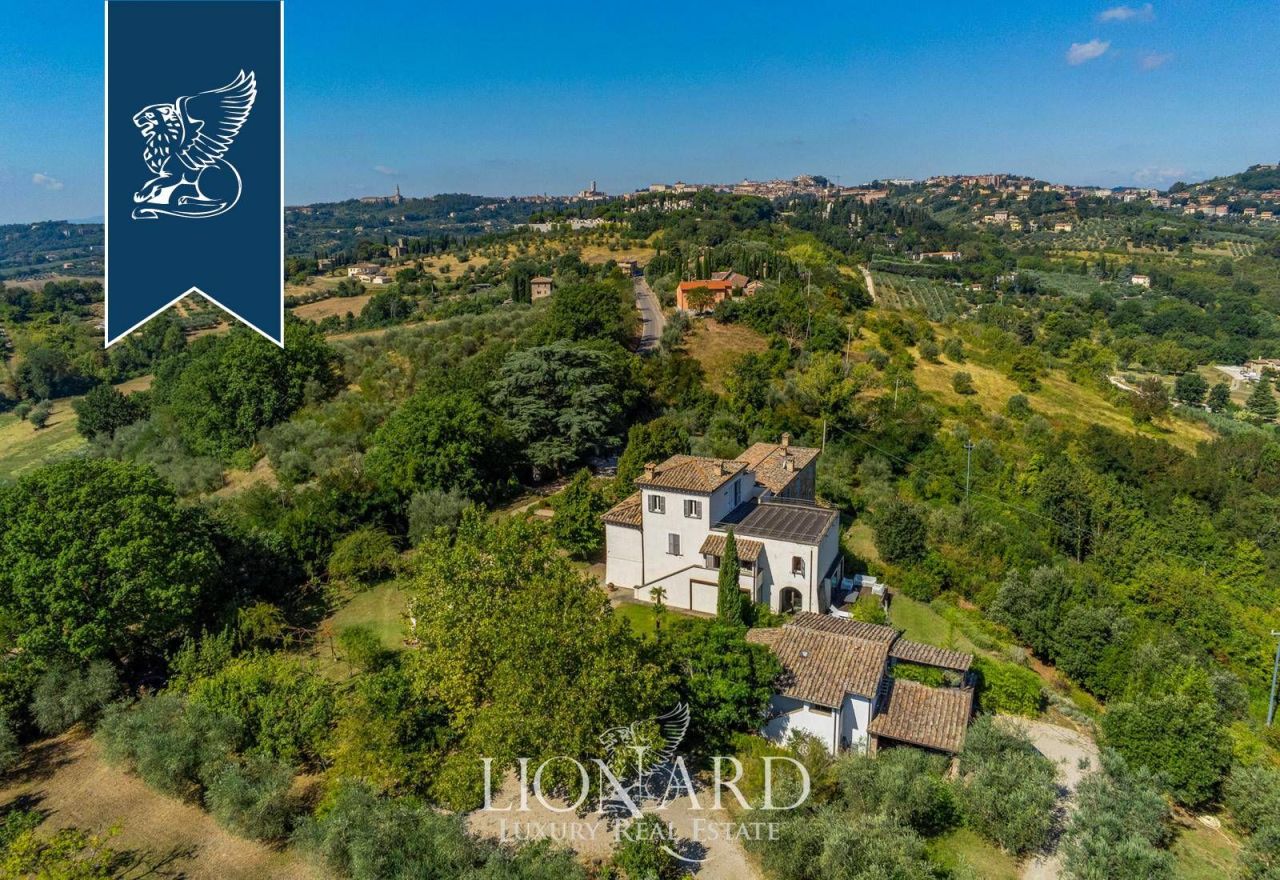 Вилла в Перудже, Италия, 600 м² - фото 3