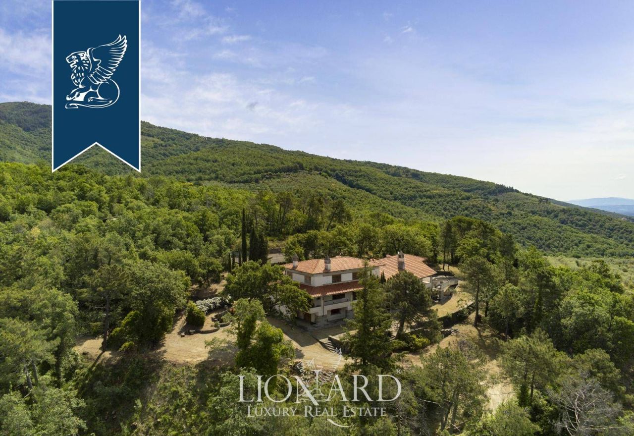 Вилла в Ареццо, Италия, 1 150 м² - фото 3