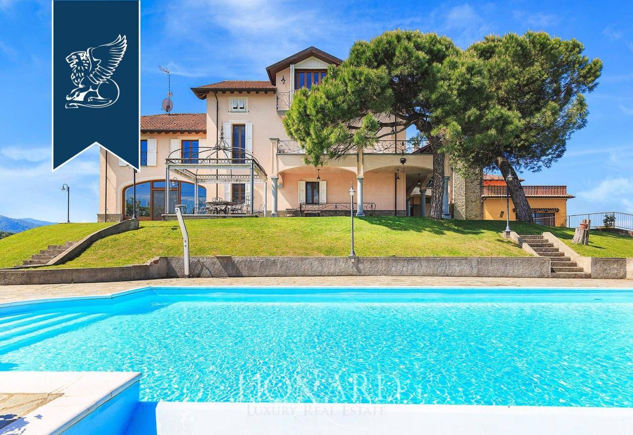 Вилла в Алессандрии, Италия, 1 200 м² - фото 3