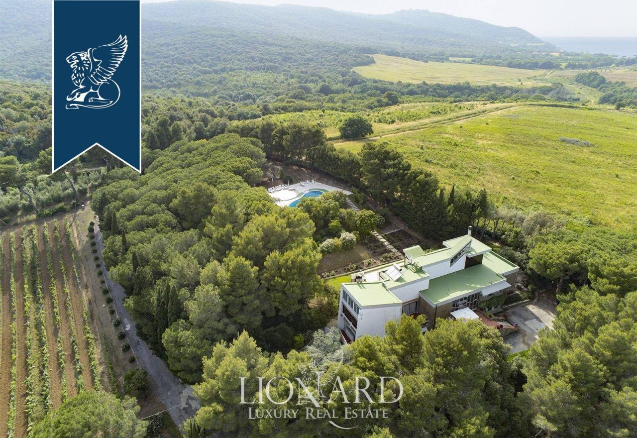 Вилла в Пьомбино, Италия, 800 м² - фото 3