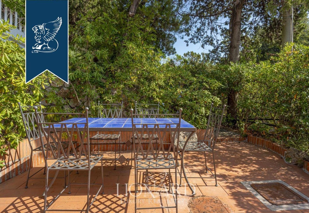 Вилла в Сан-Феличе-Чирчео, Италия, 240 м² - фото 5