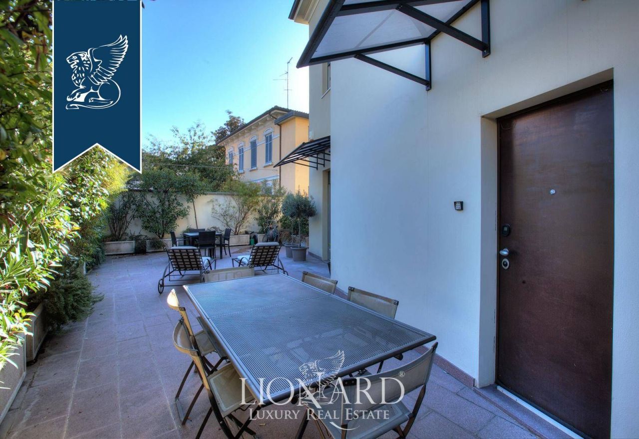 Вилла в Павии, Италия, 550 м² - фото 5