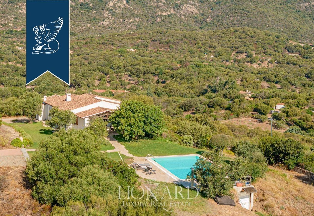 Вилла в Ольбии, Италия, 200 м² - фото 5