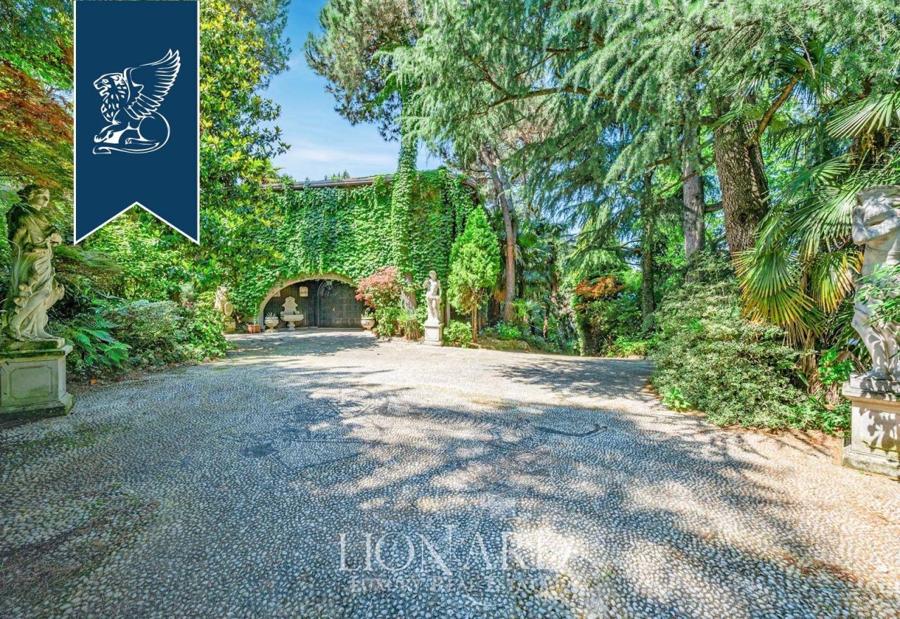 Вилла в Мерате, Италия, 500 м² - фото 5