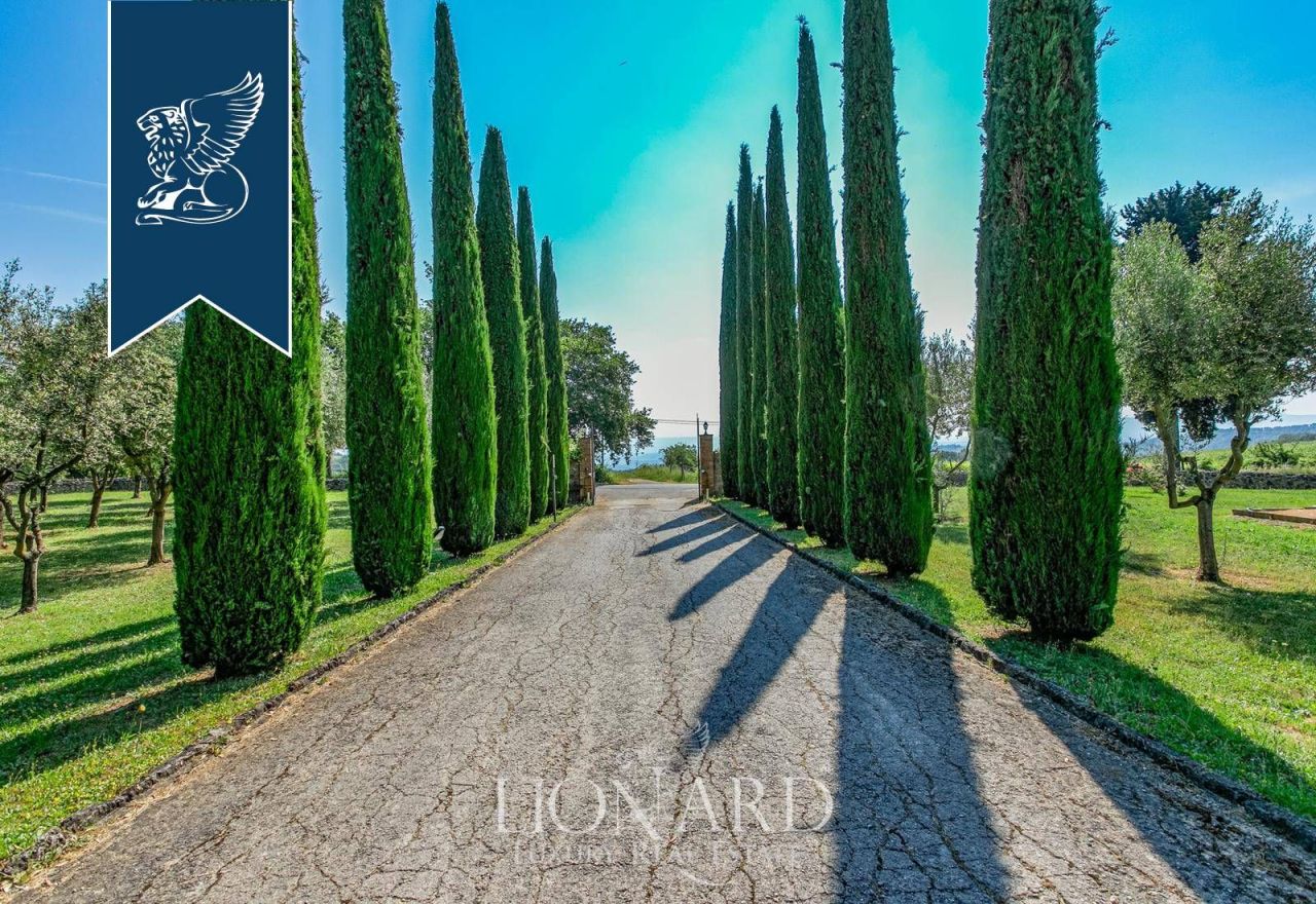 Отель, гостиница в Сан-Джиминьяно, Италия, 3 000 м² - фото 5