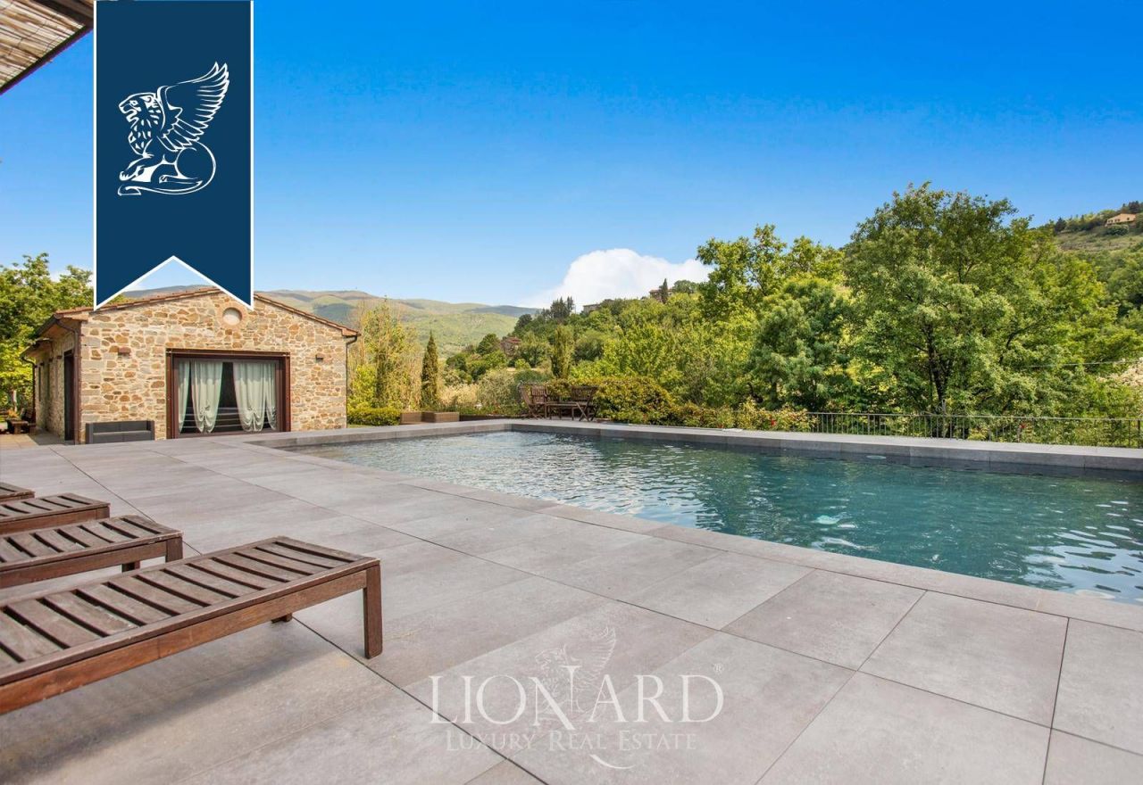 Вилла в Ареццо, Италия, 726 м² - фото 5