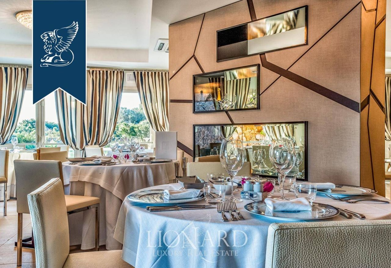 Отель, гостиница в Ла-Маддалене, Италия, 8 000 м² - фото 5