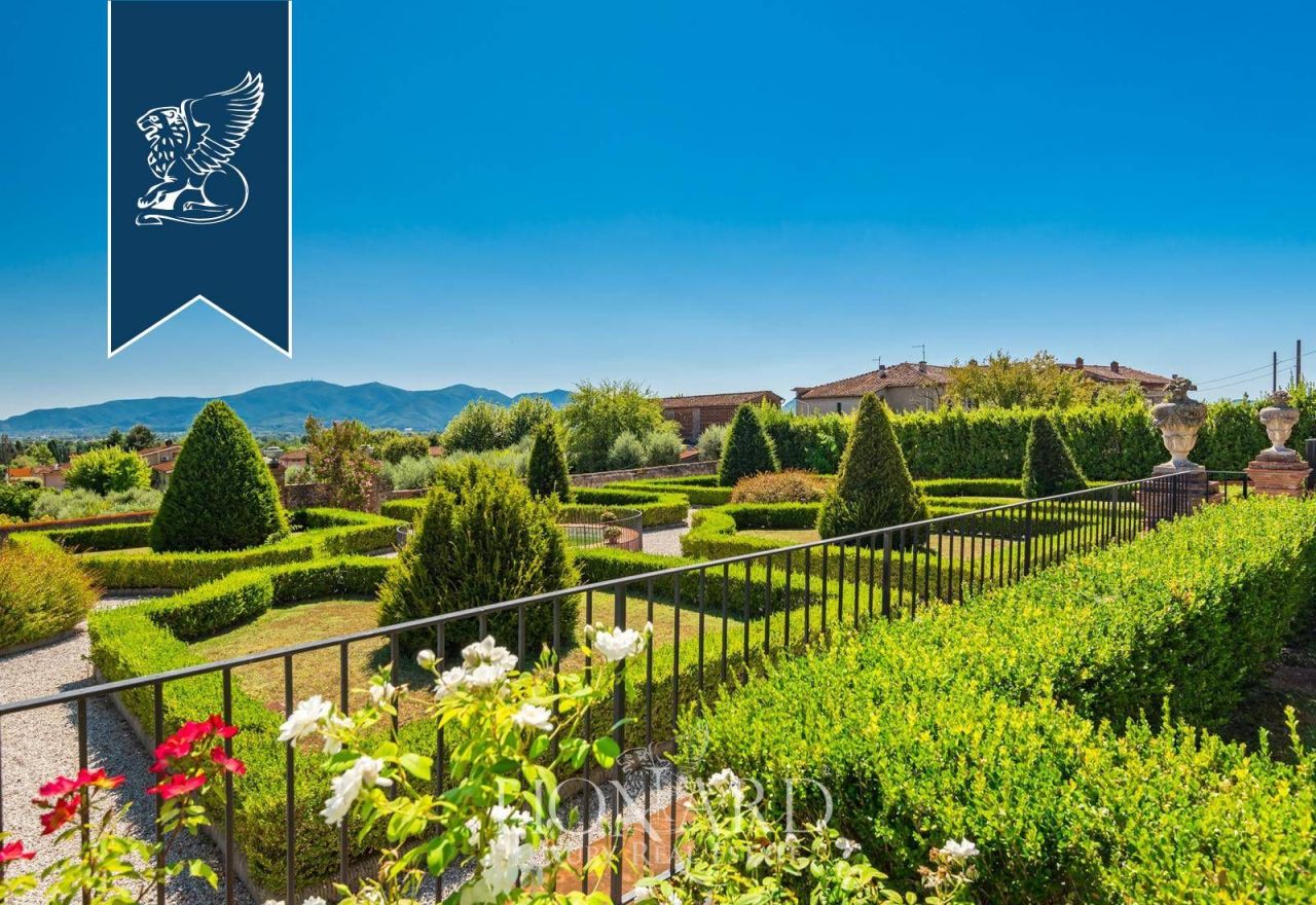 Вилла в Капаннори, Италия, 2 900 м² - фото 5