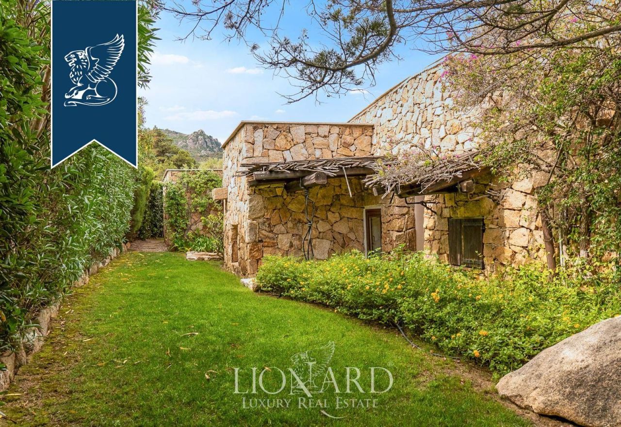 Вилла в Порто Черво, Италия, 240 м² - фото 5