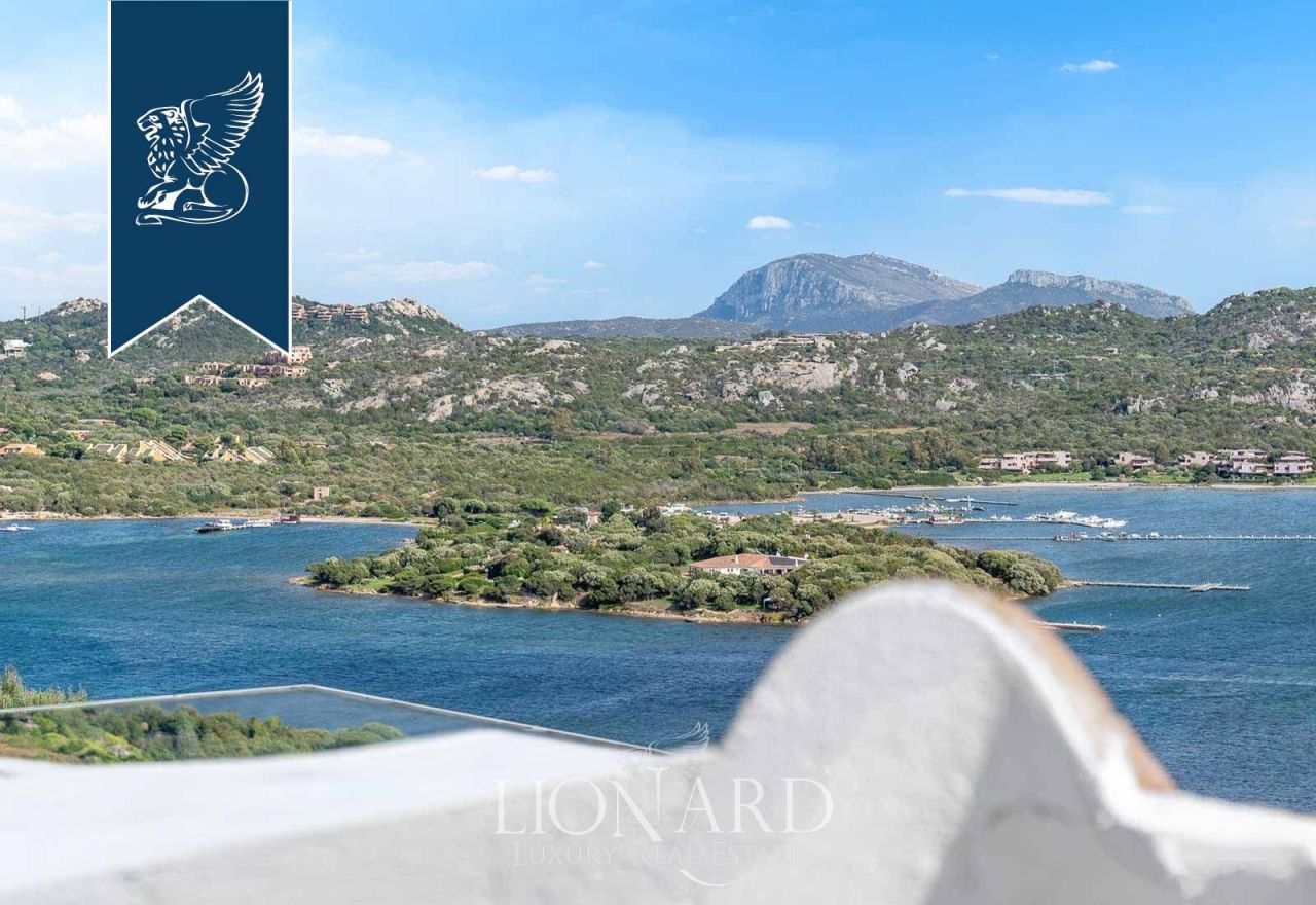 Вилла в Ольбии, Италия, 500 м² - фото 5