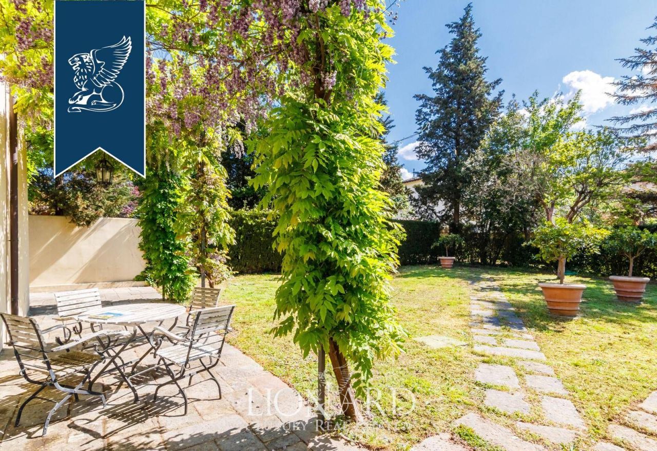 Вилла во Флоренции, Италия, 300 м² - фото 5