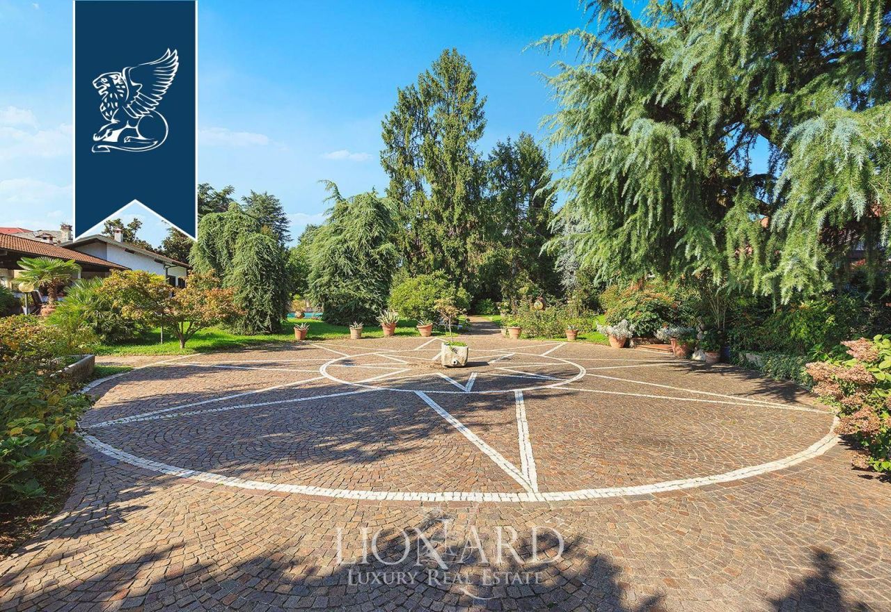 Вилла в Парабьяго, Италия, 403 м² - фото 5